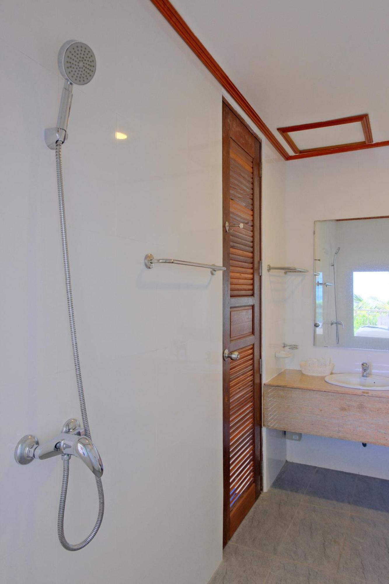 Mam Kaibae Hotel Koh Chang Extérieur photo